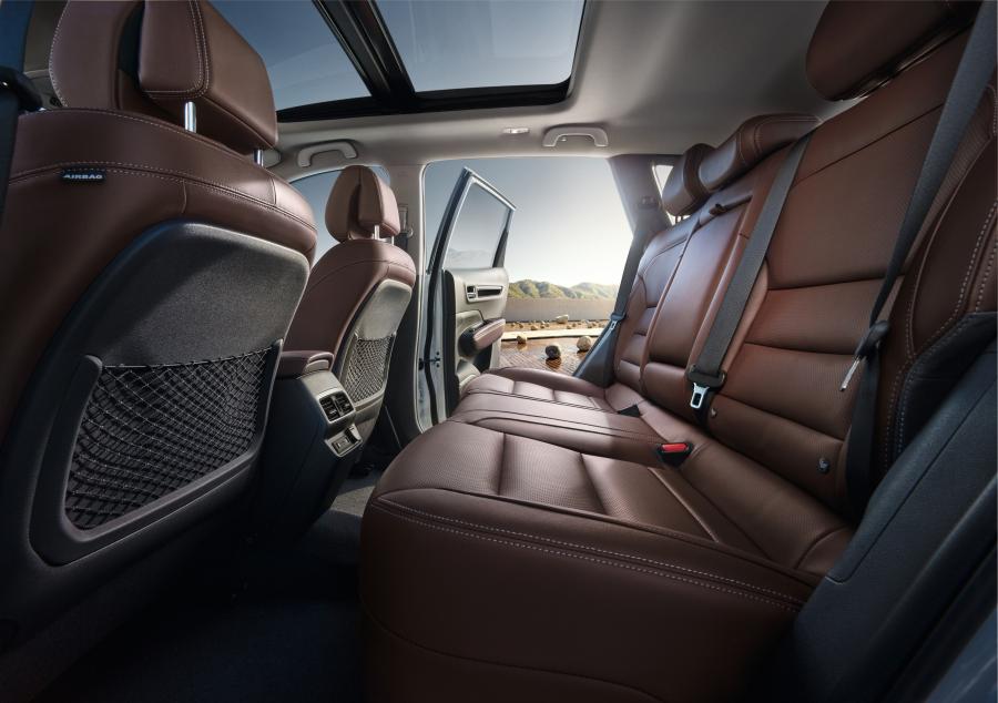 Интерьер Renault Koleos 2016 года  (фото 36 из 69)